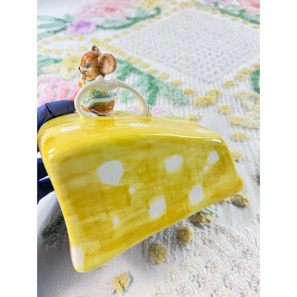 Vintage Ceramic Cheese Wedge Butter Dish Lid Mouse Figurine Yellow Polka Dot